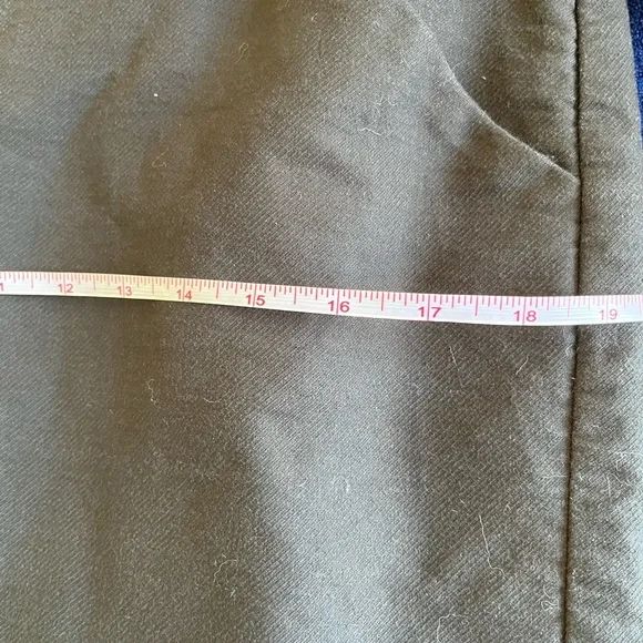 #49- Jcrew black pencil skirt size -12 - Picture 8 of 12